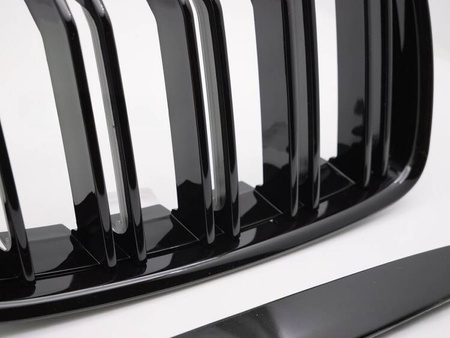 Grill atrapa nerki black połysk do BMW E90 E91 -08