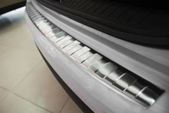 Nakładka na zderzak tylny do KIA SPORTAGE 4 (Stal)