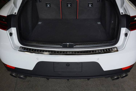 Nakładka na zderzak tylny PORSCHE MACAN (Czarna)