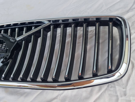 Atrapa grill VOLVO S90 18-20 CHROM