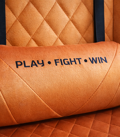 FOTEL GAMINGOWY Z PODNÓŻKIEM ZAMSZOWY POMARAŃCZOWY Z CZARNĄ RAMĄ ERGONOMICZNY NOWOCZESNY OBROTOWY WYSOKI METALOWA RAMA DLA GRACZA DZIECI MŁODZIEŻY