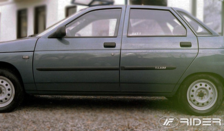 Łada 110 listwy boczne