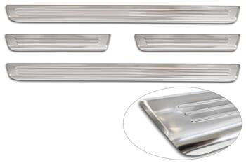 Nakładki progowe do Volkswagen Tiguan 3 (Stal)