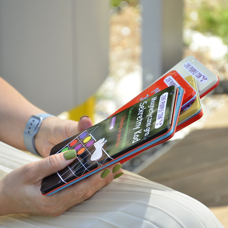 Gra magnetyczna The Purple Cow - Ubieranki