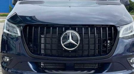 Atrapa PANAMERICANA Mercedes Sprinter W907 czarna 2018-