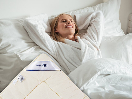 KOŁDRA BEATRIS 200 X 220 WEŁNIANA ODDYCHAJĄCA NATURALNA DELIKATNA KOMFORTOWA OWCZA WEŁNA