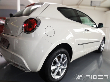 Alfa Romeo Mito listwy boczne