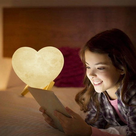 LAMPKA NOCNA SERCE LAMPA KSIĘŻYC 3D 24 CM MOON