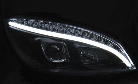 Lampy Mercedes W204 C-klasa 07-10 Black Led