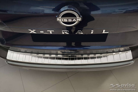Nakładka na zderzak tylny Nissan X-Trail 4  (Stal)