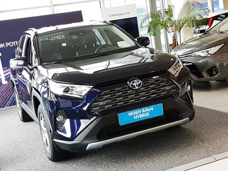 Toyota Rav4 V Zestaw - nakładka na zderzak tylny + nakładki progowe (Stal)