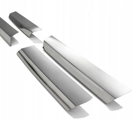 Listwa atrapy przedniej maskownicy grilla MERCEDES VIANO W639 I 2010-2014