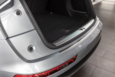 Listwa tylnego zderzaka Audi Q5 FY | 80A SUV Coupe II 2021-2024
