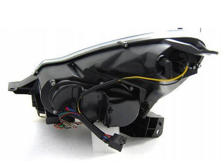 Reflektory lampy przednie Opel Corsa D Black Dayli