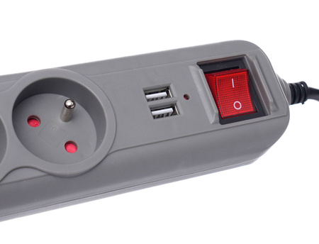 Przedłużacz z  gniazdami USB  1,5m KD4033