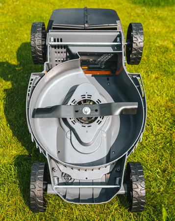Kosiarka elektryczna PM-KSE-2200MN 2200W 32cm