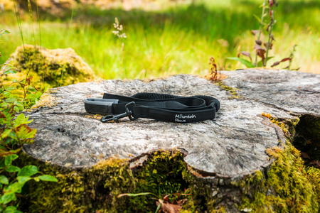 Smycz dla psa z amortyzatorem Mountain Paws - 135 cm
