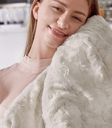 KOC ELEKTRYCZNY GRZEJĄCY Z PILOTEM PUSZYSTY MIĘKKI 180 X 160 BEŻOWY DWUOSOBOWY Z TIMEREM