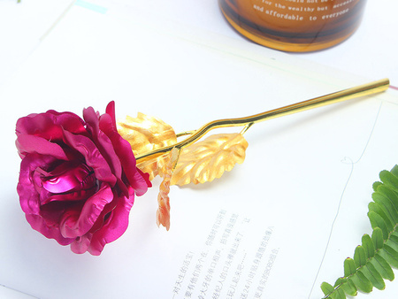 WIECZNA RÓŻA RÓŻOWA OZDOBNE PUDEŁKO NA PREZENT ZŁOTA ŁODYGA