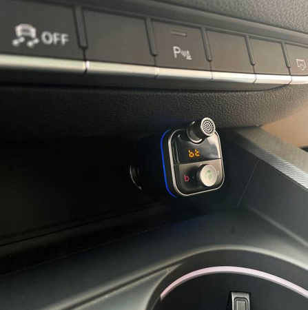 Transmiter FM Bluetooth 5.0 ładowarka QC 4.0 PD20W