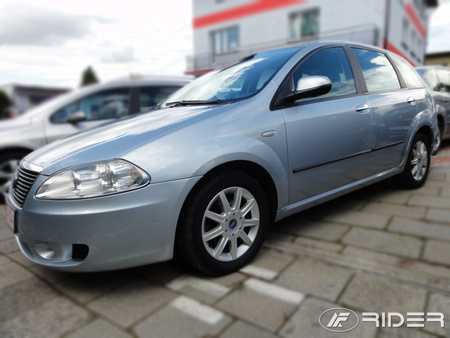 Fiat Croma FL listwy boczne
