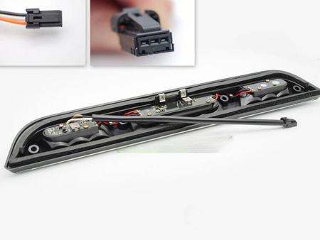 Trzecie 3 światło stop LED Ford F150 15-20