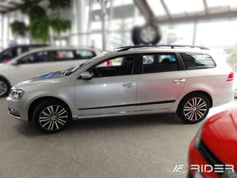 Vw Passat B7 kombi listwy boczne