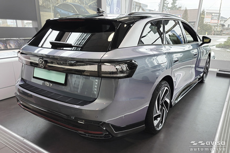 Nakładka na zderzak tylny Volkswagen ID.7 Tourer (Czarny Mat)