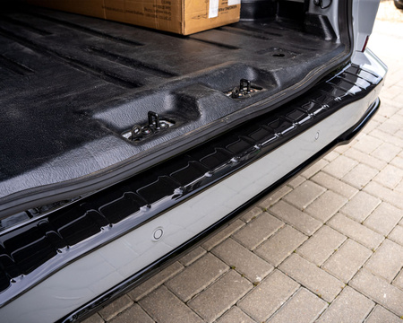 Listwa tylnego zderzaka Ford Tourneo Custom V710 VAN II 2023-