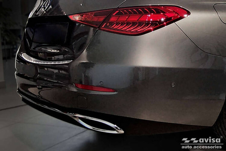 Nakładka na zderzak tylny do Mercedes C W206 Sedan (Lustro)