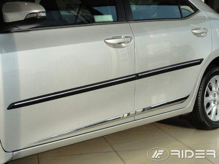 Toyota Corolla (E160) listwy boczne