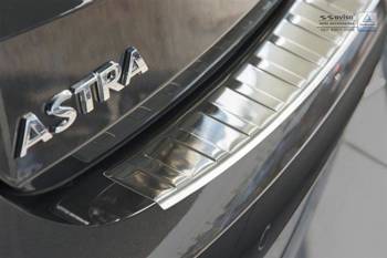 Nakładka na zderzak tylny Opel Astra 5 K Hatchback (Stal)