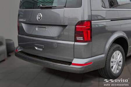Nakładka na zderzak tylny do Volkswagen Transporter T6 (Carbon Fiber)
