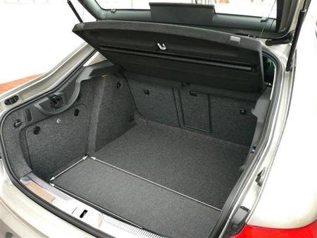 Siatka do bagażnika Skoda Superb II Sedan/Liftback (tylna siatka) 2008-2015
